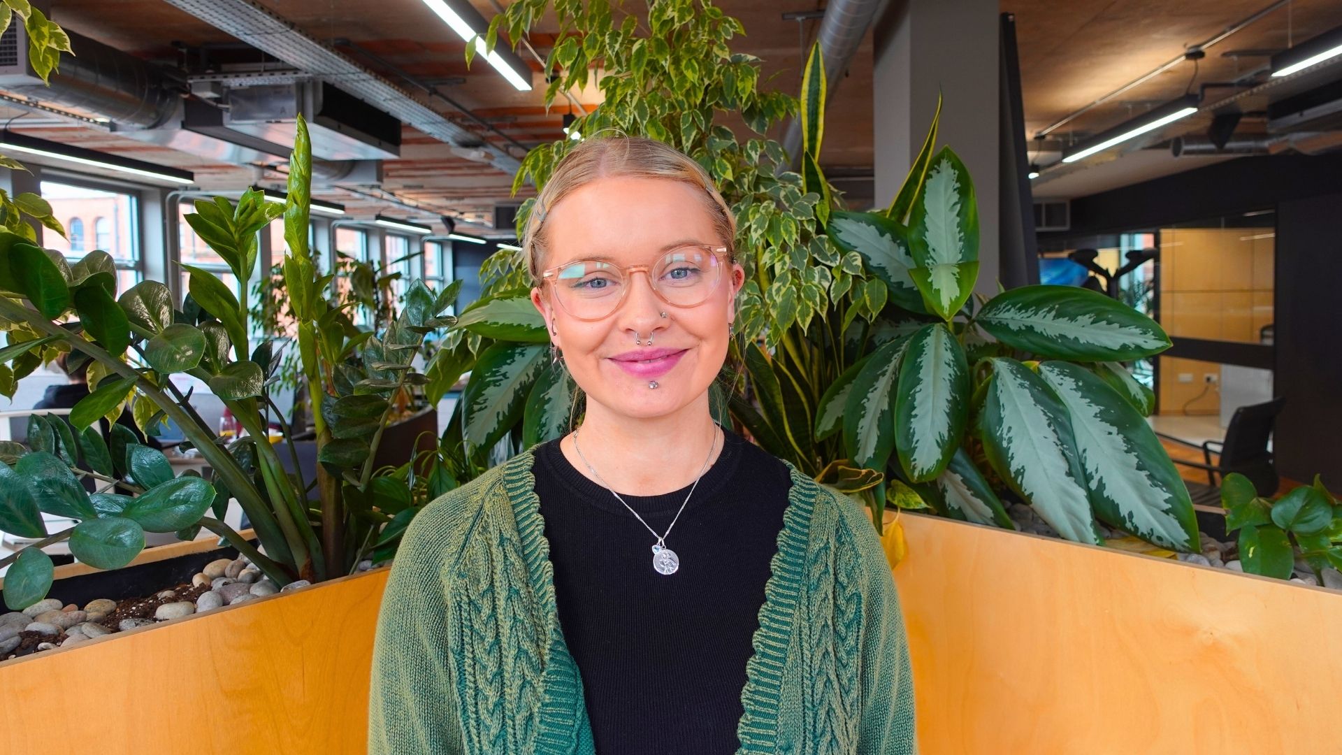 Headshot of Mia Stoces-Brown