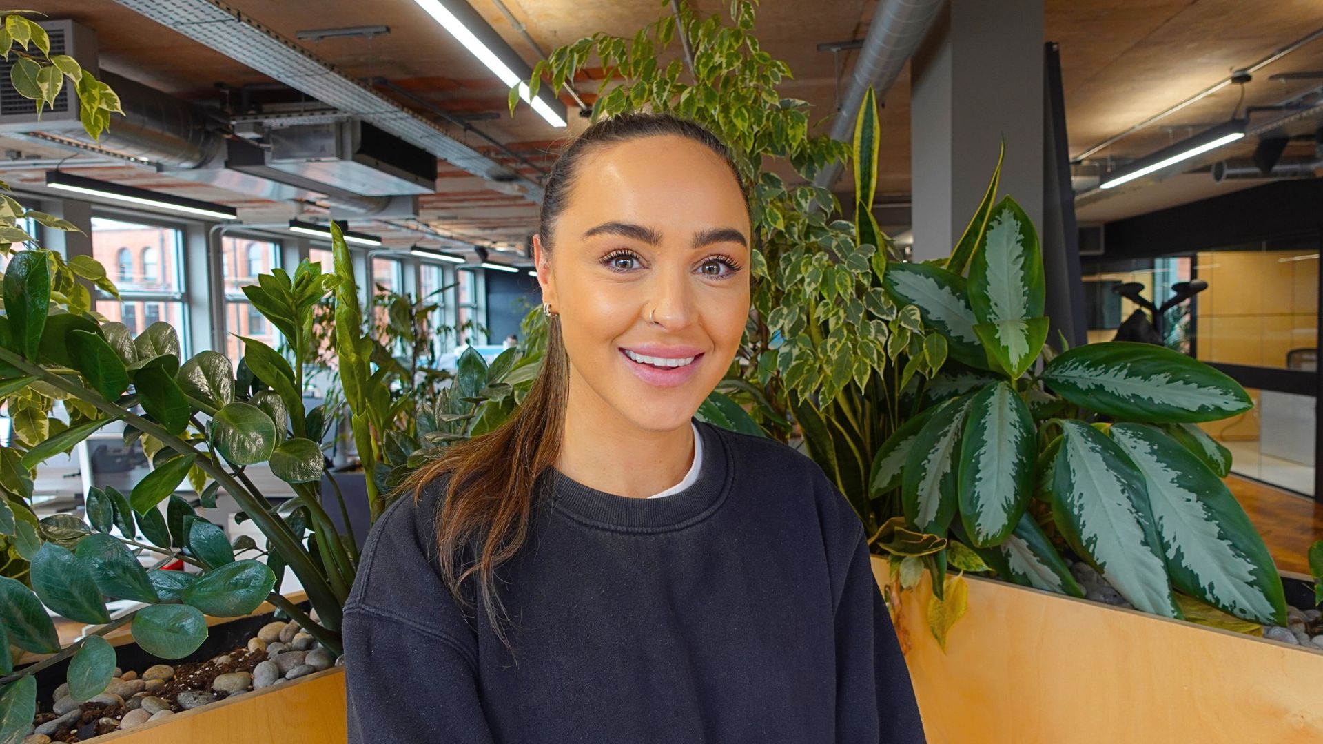 Head shot of Riva Davies